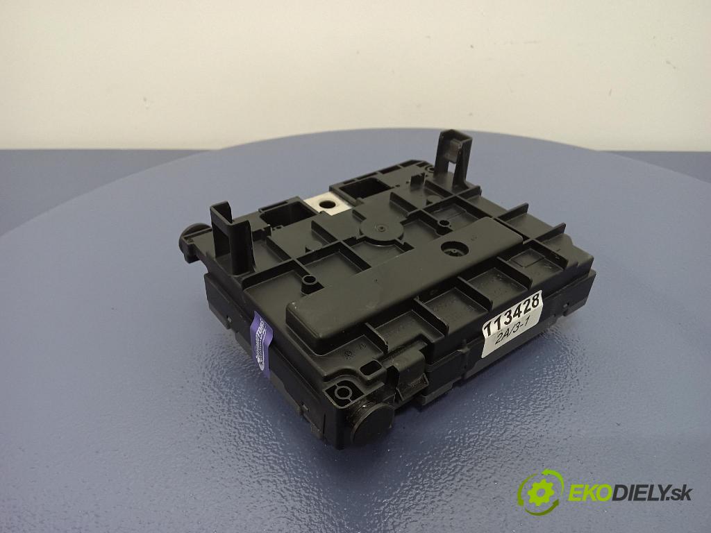 Citroen C4 2009 skrinka Poistky: 9664706280