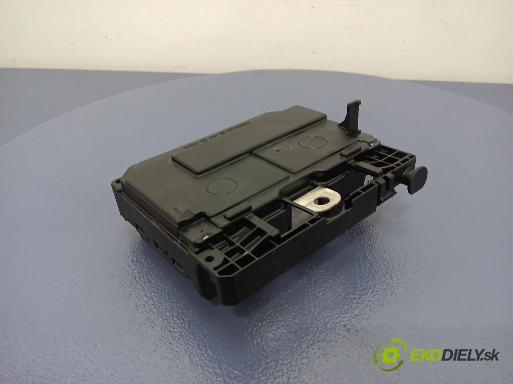 Peugeot 307 2004 skrinka Poistky: 9658539680