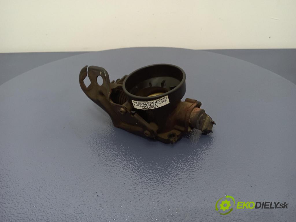 Mazda Tribute 2003 klapka YL8U-ED