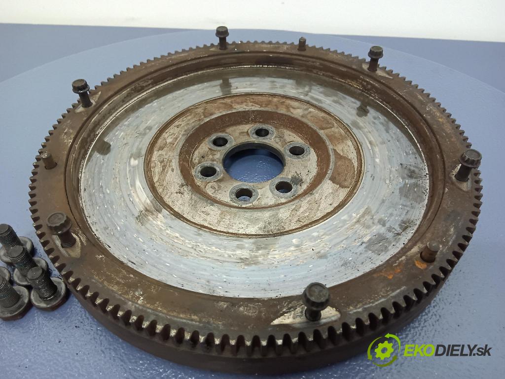 Vw Passat 0 koleso Hojdačka: 037105273C