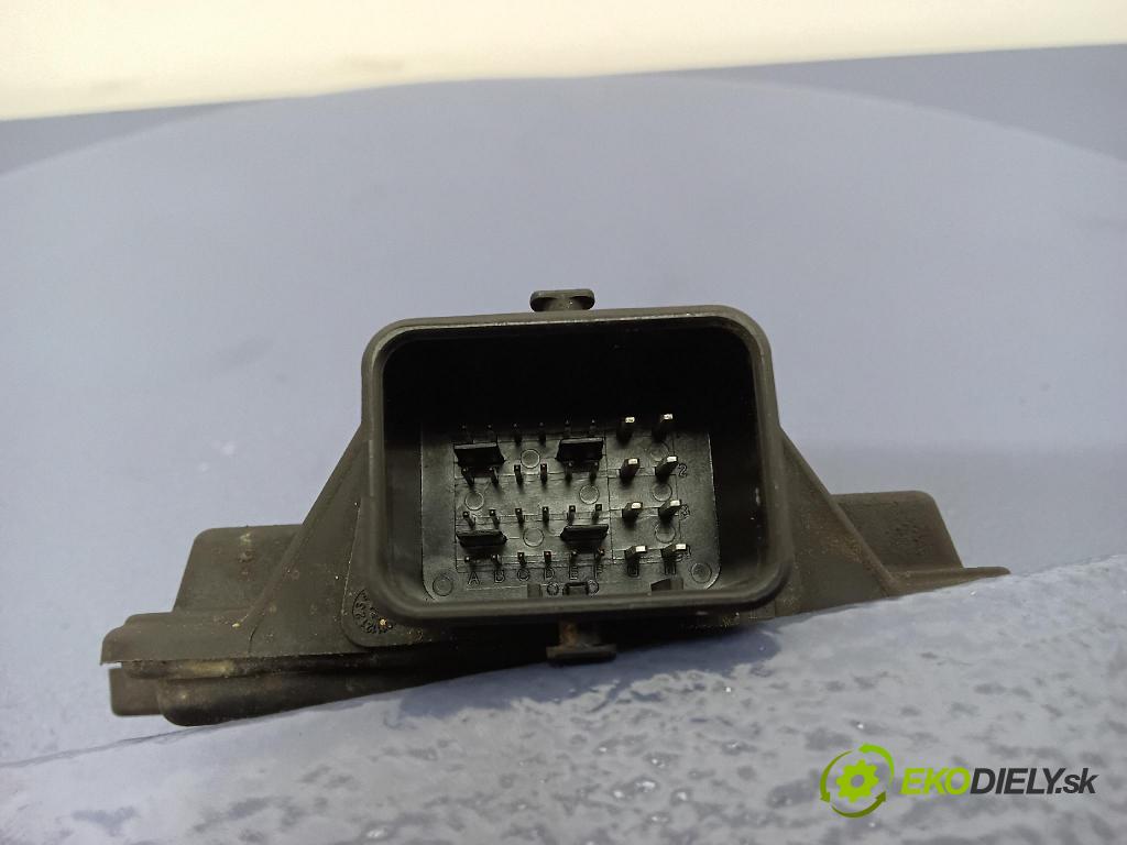 Citroen C3 2005 řídící jednotka 67R-017009