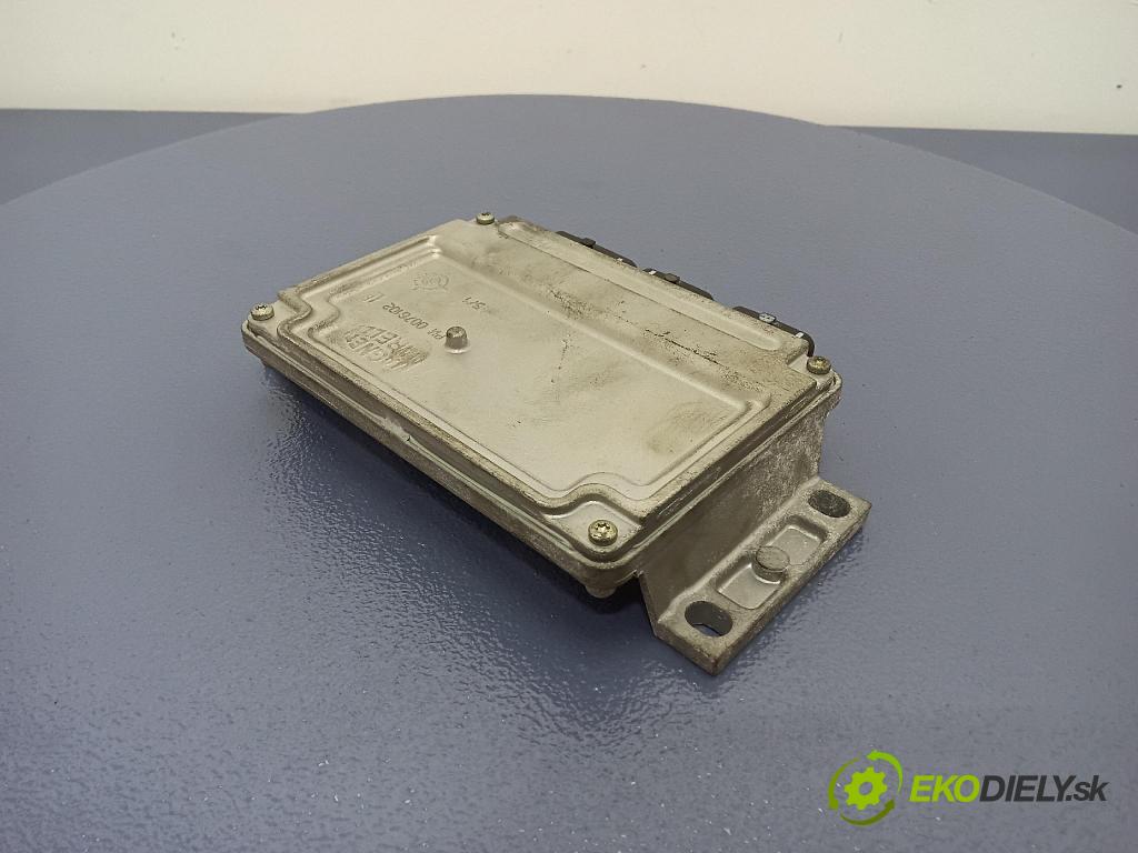 Peugeot 407 2007 řídící jednotka Motor: 9663095780