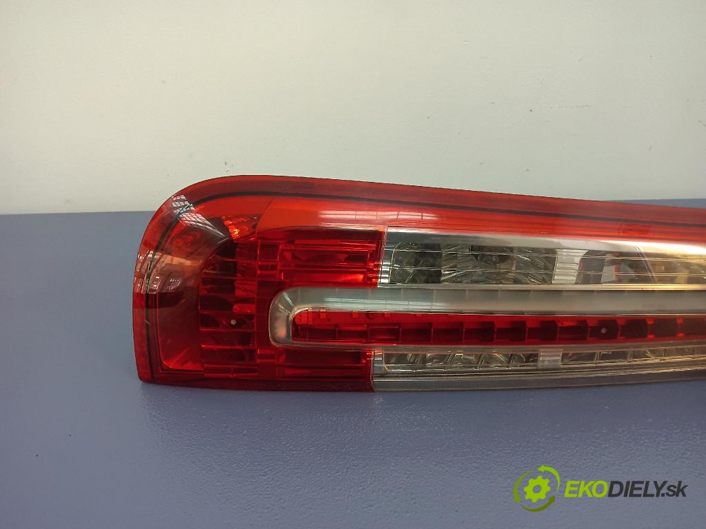 Ford C-max 2008 svetlo / reflektor zad ľavá Vonkajsia: M51-13N411-AA