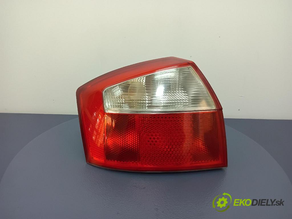 Audi A4 2002 světlo Zad: levá Mimo: 153929