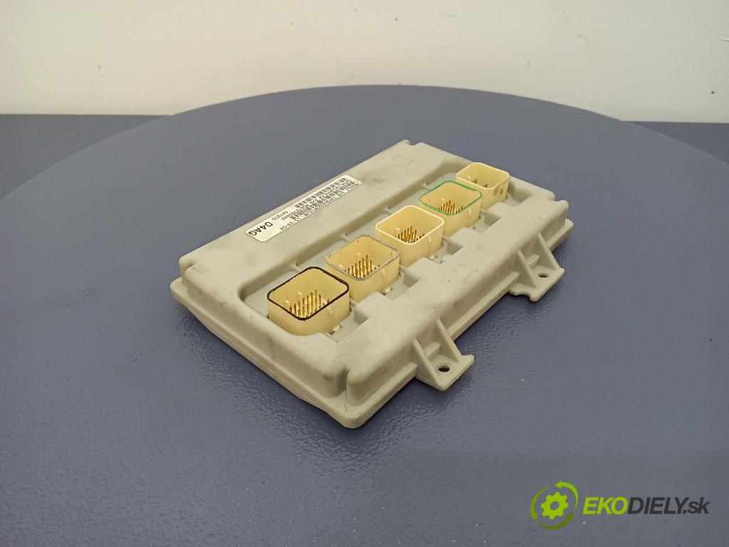 Chrysler Pacifica 2004 skříňka Pojistky P04727604AG