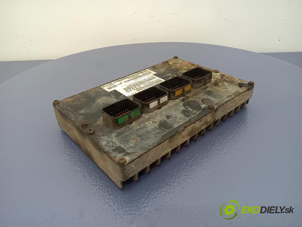 Chrysler Pacifica 2004 riadiaca jednotka Motor: P04748330AD