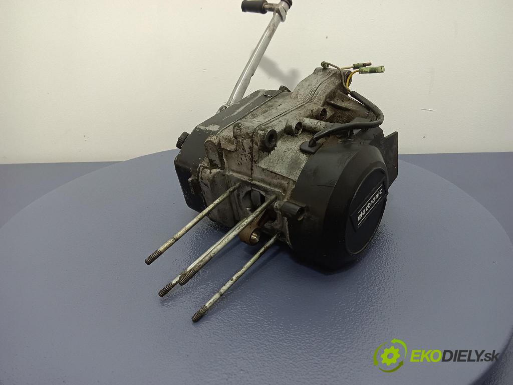 Yamaha Escorts 1998 převodovka Ozubené kola: Automatický F368