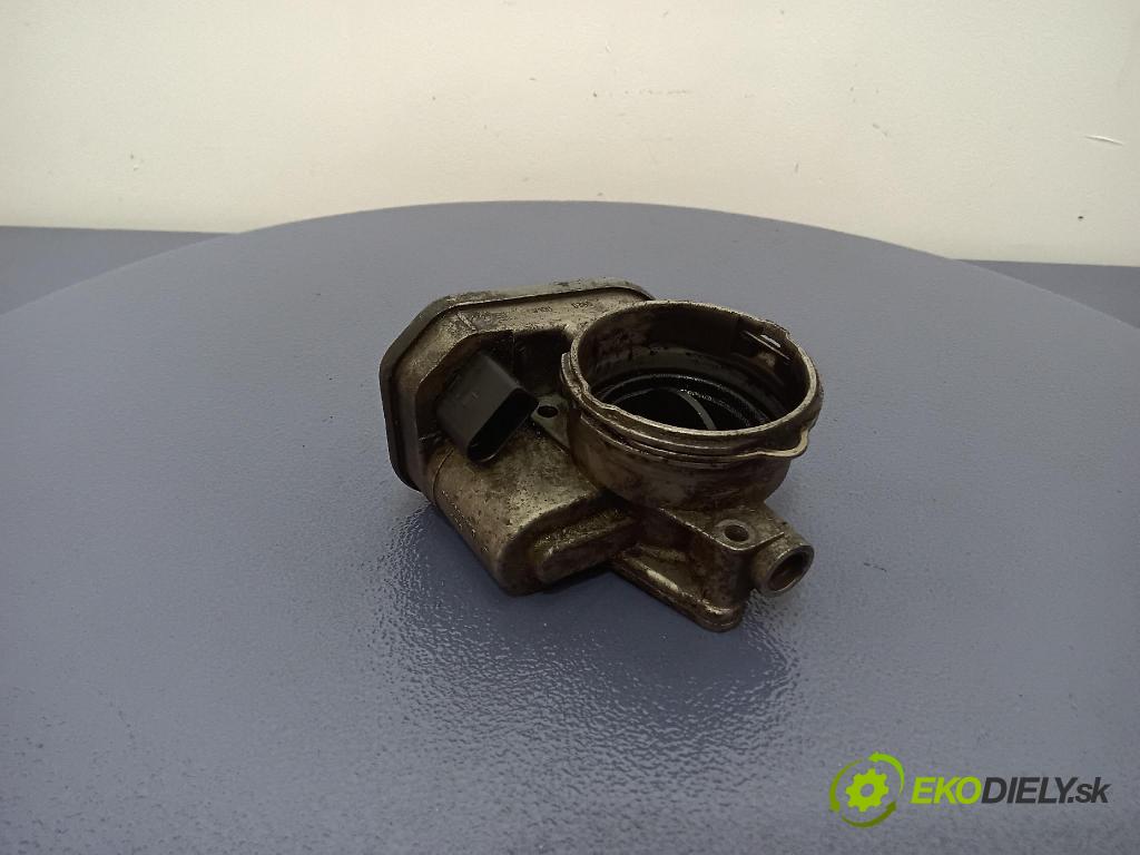Volkswagen Polo 0 klapka 038128063G