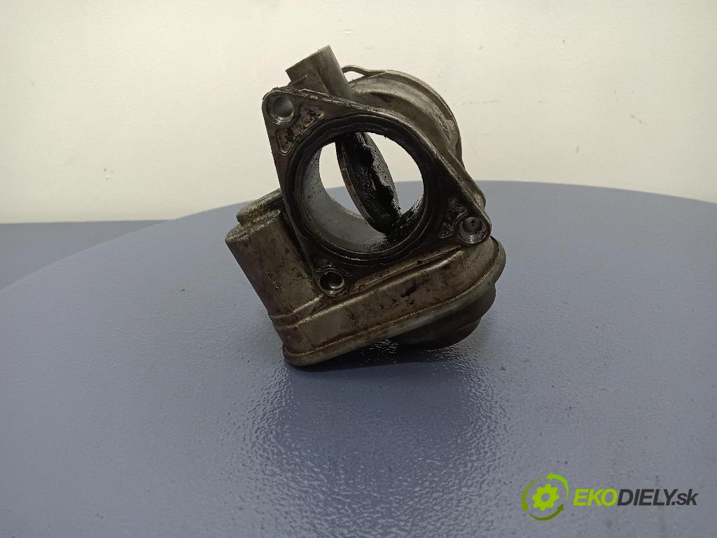 Volkswagen Polo 0 klapka 038128063G