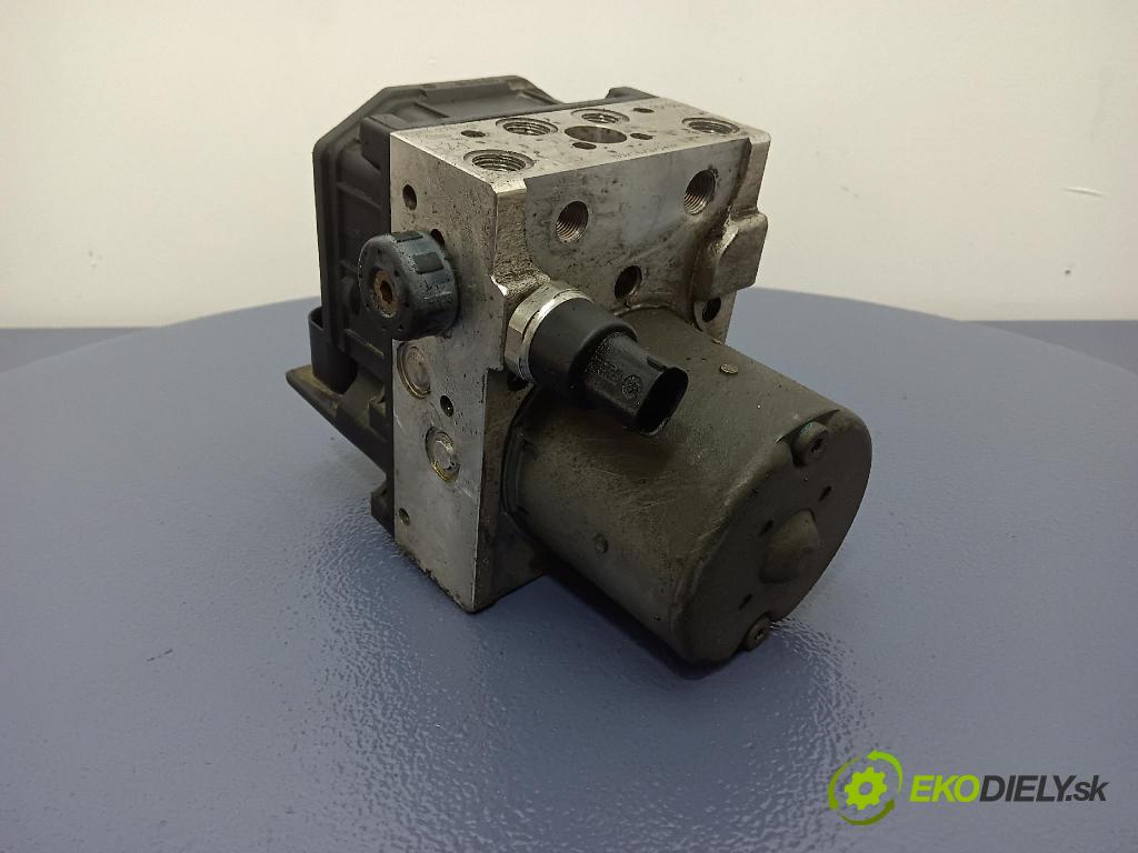 Audi A6 2002 čerpadlo ABS x 8E0614517