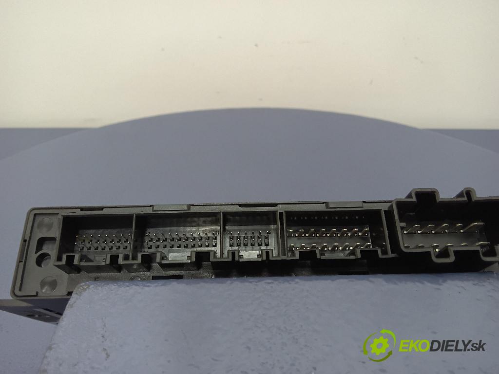 Audi A4 2001 riadiaca jednotka Komfortu 8E0959433AF