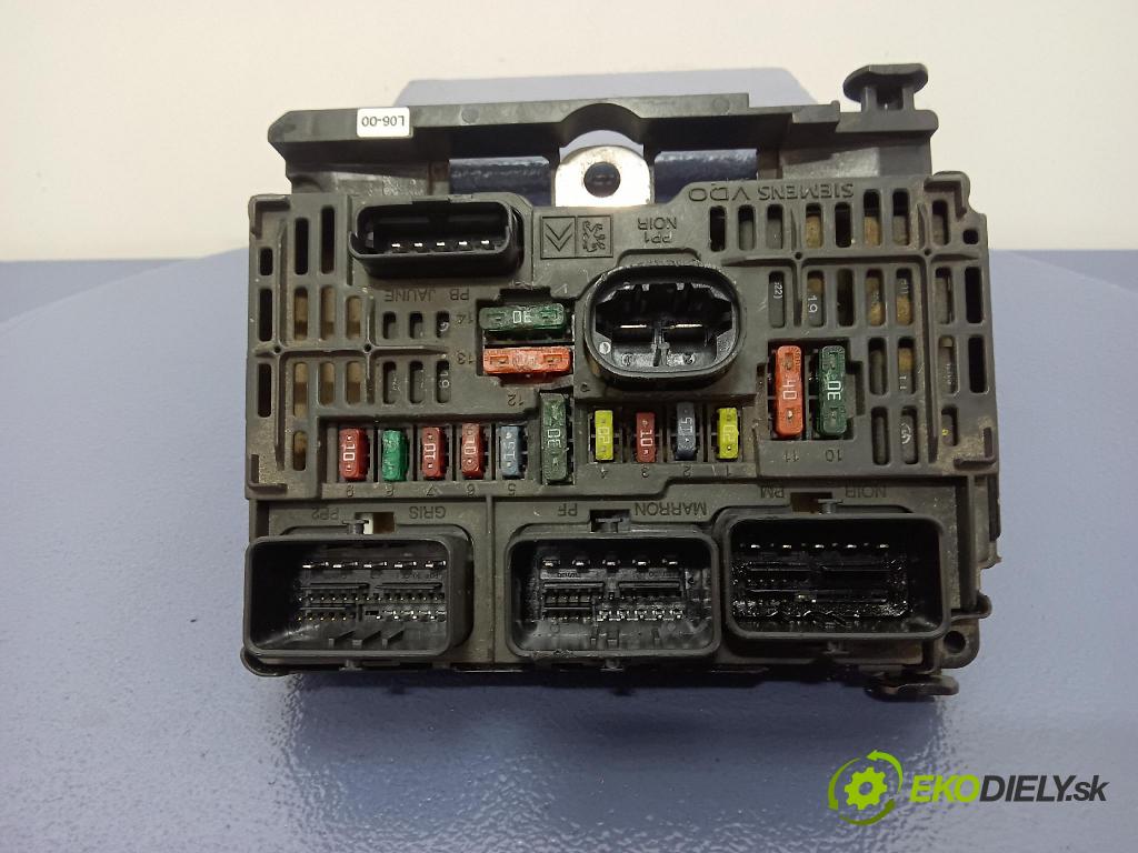 Peugeot 607 2005 skrinka Poistky: 9657718780