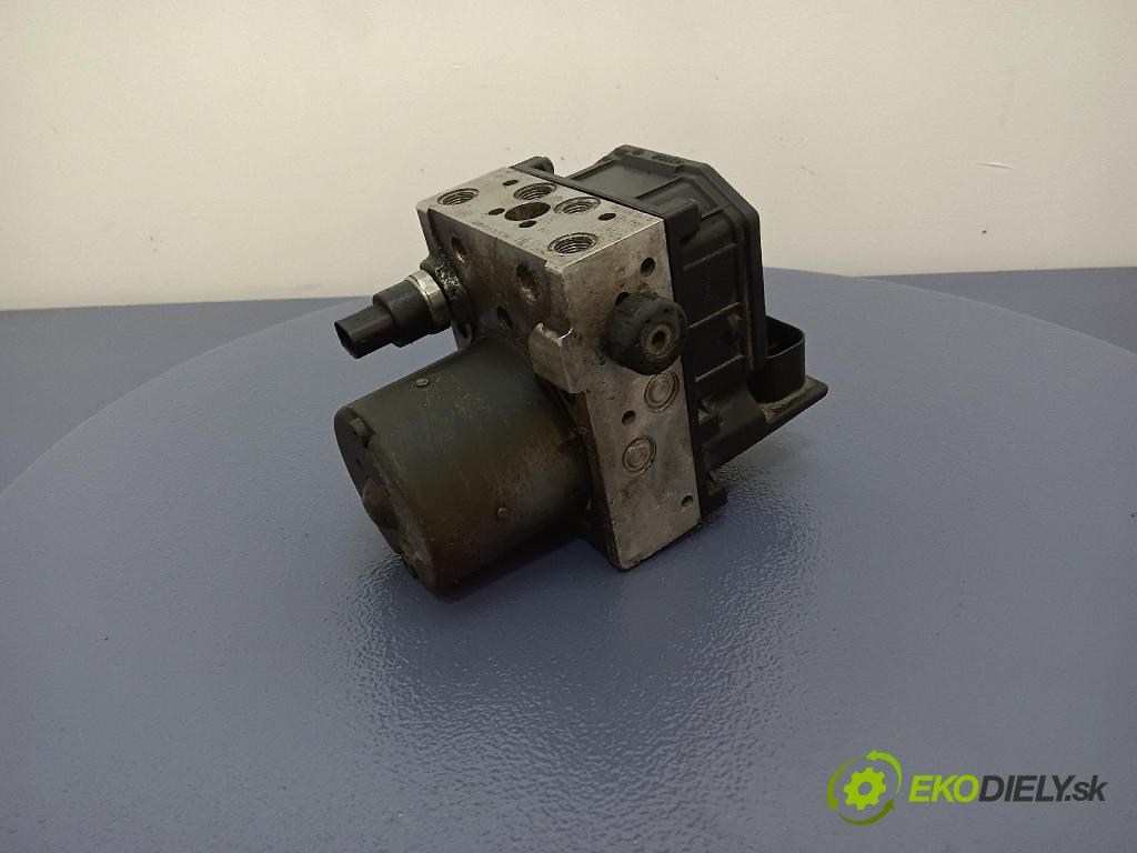 Audi A6 2004 čerpadlo ABS x 4B0614517G