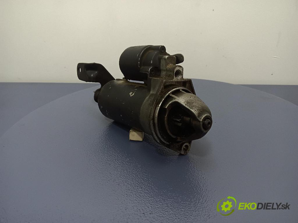 Opel Zafira 2001 štartér 0001109015