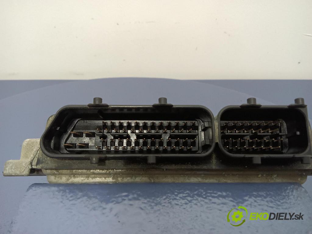 Fiat Panda 2007 riadiaca jednotka Motor: 51793113