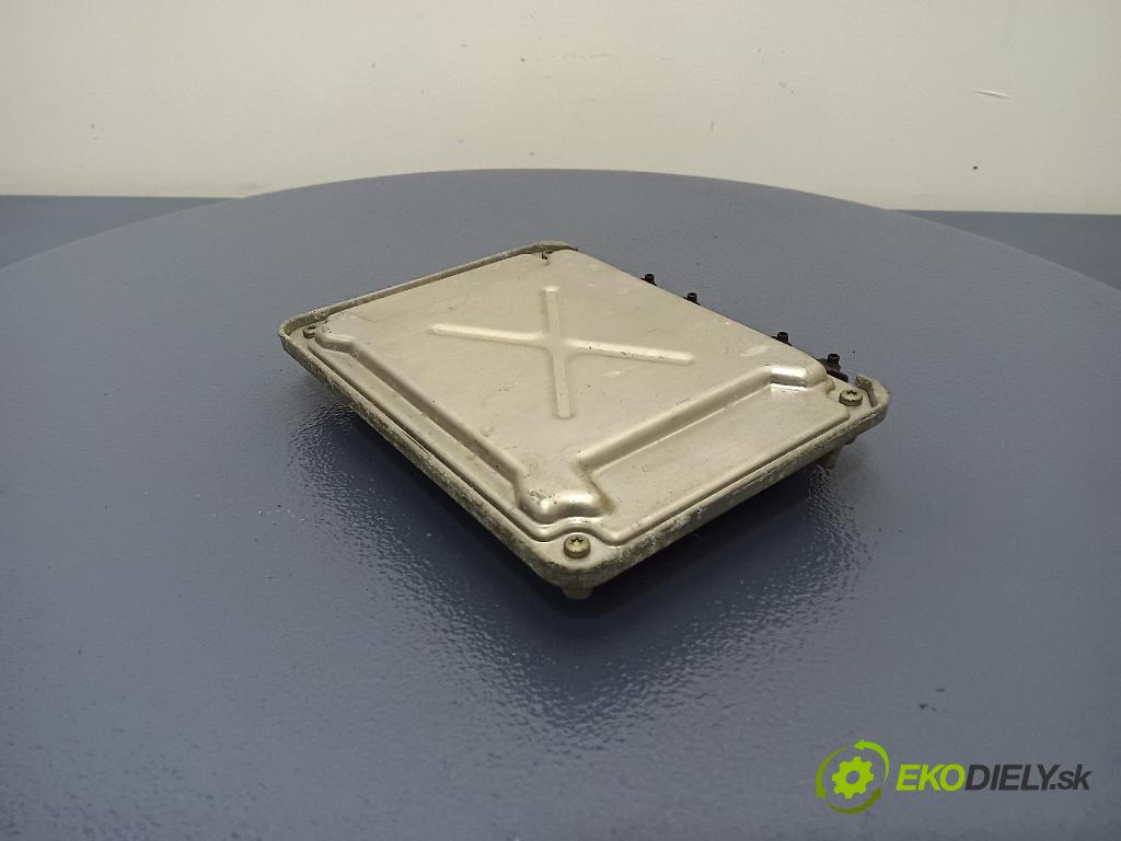 Fiat Panda 2007 riadiaca jednotka Motor: 51793113
