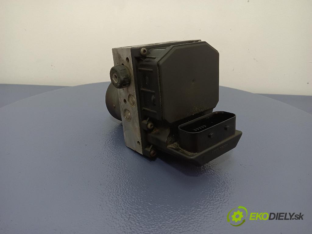 Audi A4 2004 čerpadlo ABS x 8E0614517