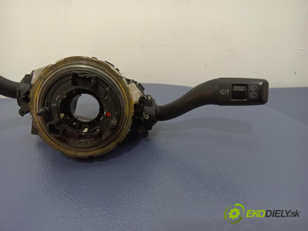 Audi A4 2004 prepínač Komplex: 8E0953541C