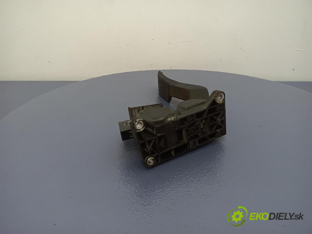 Mercedes-benz Sprinter 2005 pedal Plyn: A9013000404