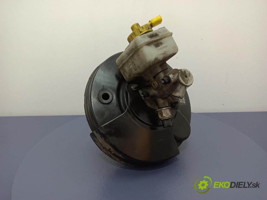 Volkswagen Golf 2002 servo Brzdní: 1J1614105S