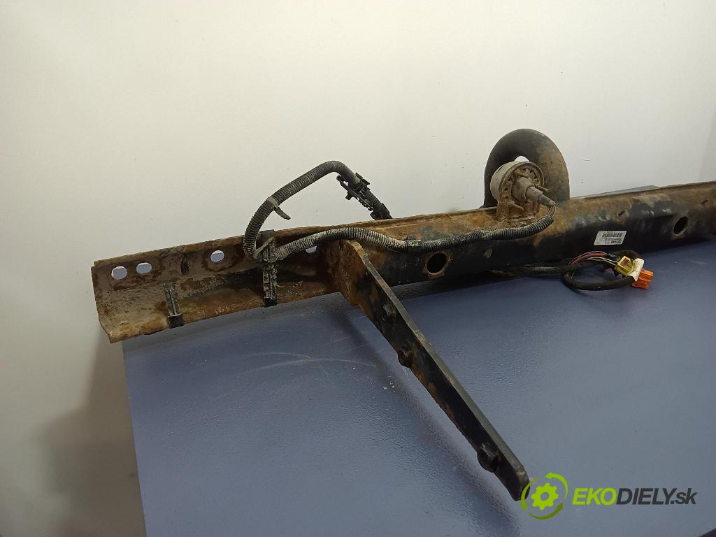 Volkswagen Transporter 2006 oko Do Přívěsy 321448