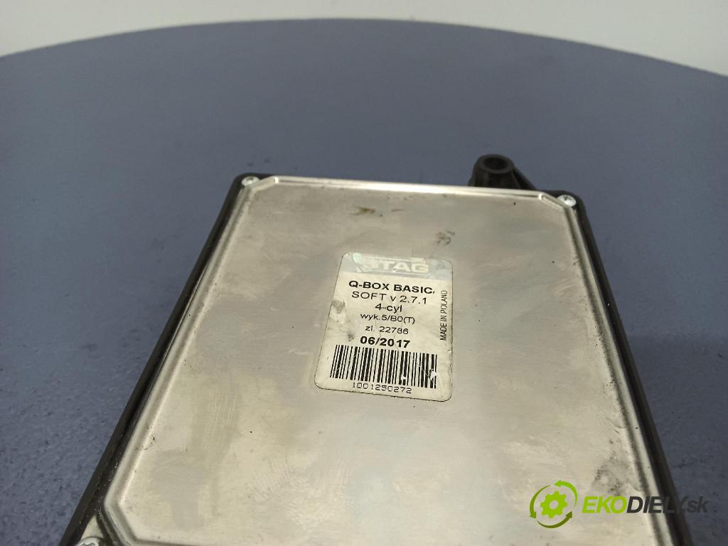 Opel Zafira 2004 riadiaca jednotka 10R-036616
