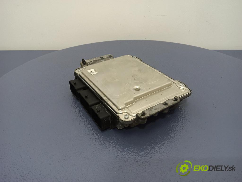 Ford Focus 2008 riadiaca jednotka Motor: 8M51-12A650-LE