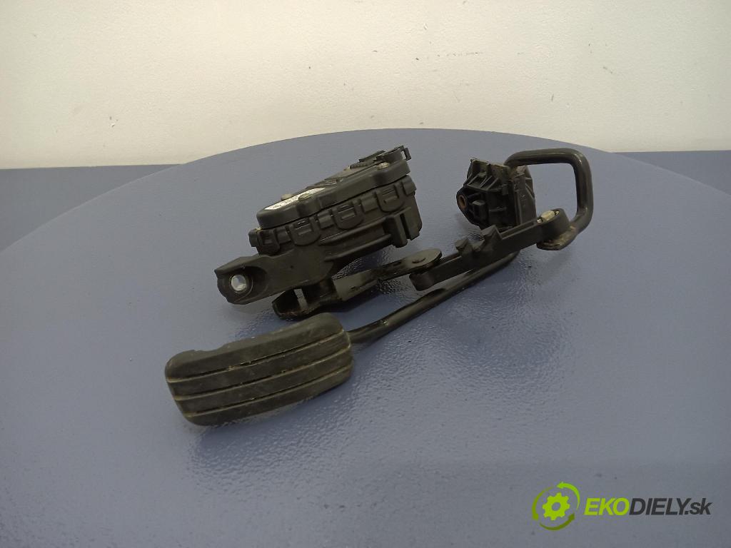 Renault Kangoo 2004 pedal Plyn: 8200089851
