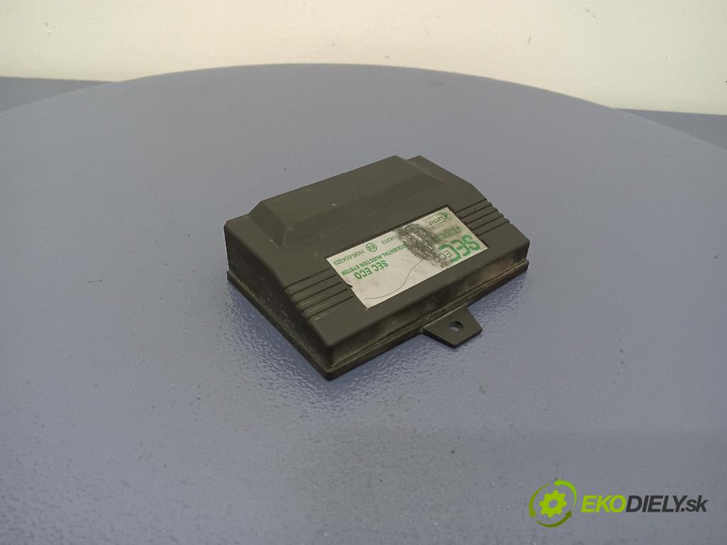 Mitsubishi Space runner 1999 riadiaca jednotka 67R014313