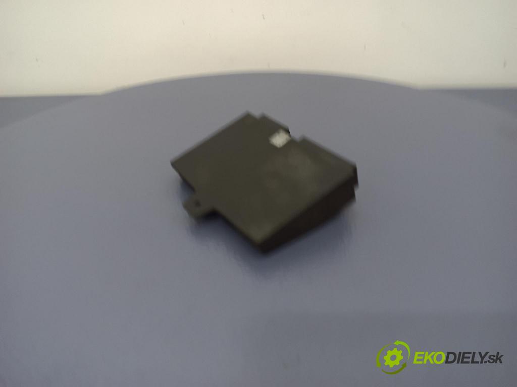 Mitsubishi Space runner 1999 riadiaca jednotka 67R014313