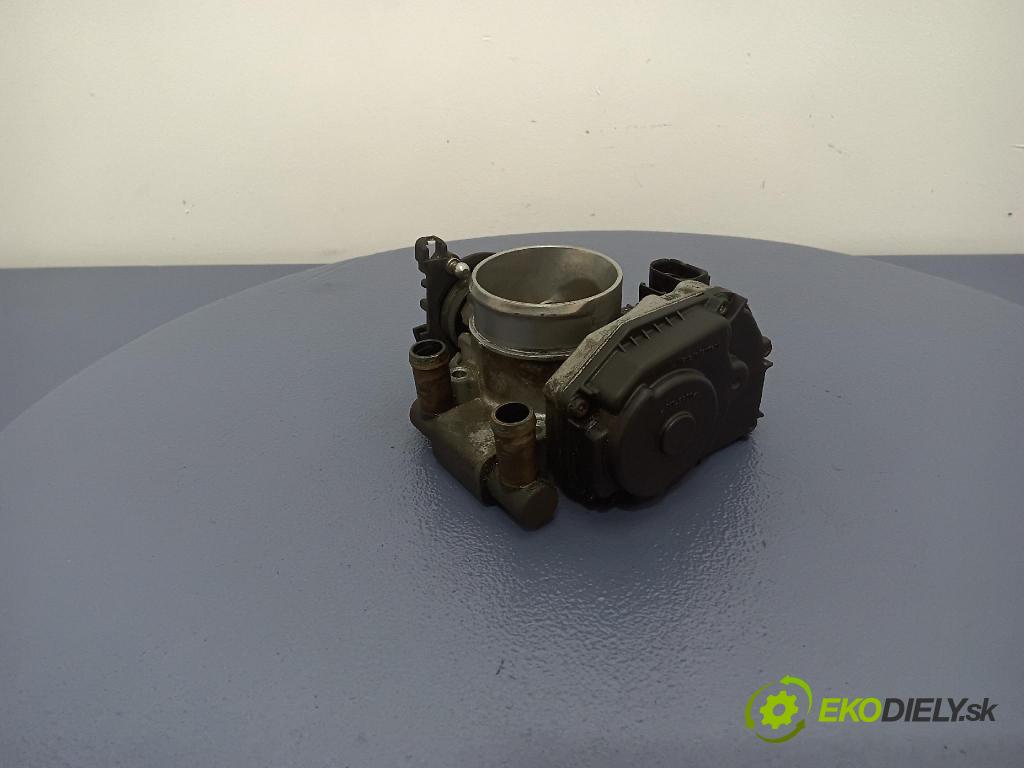 Volkswagen Passat 1997 klapka 058133063H