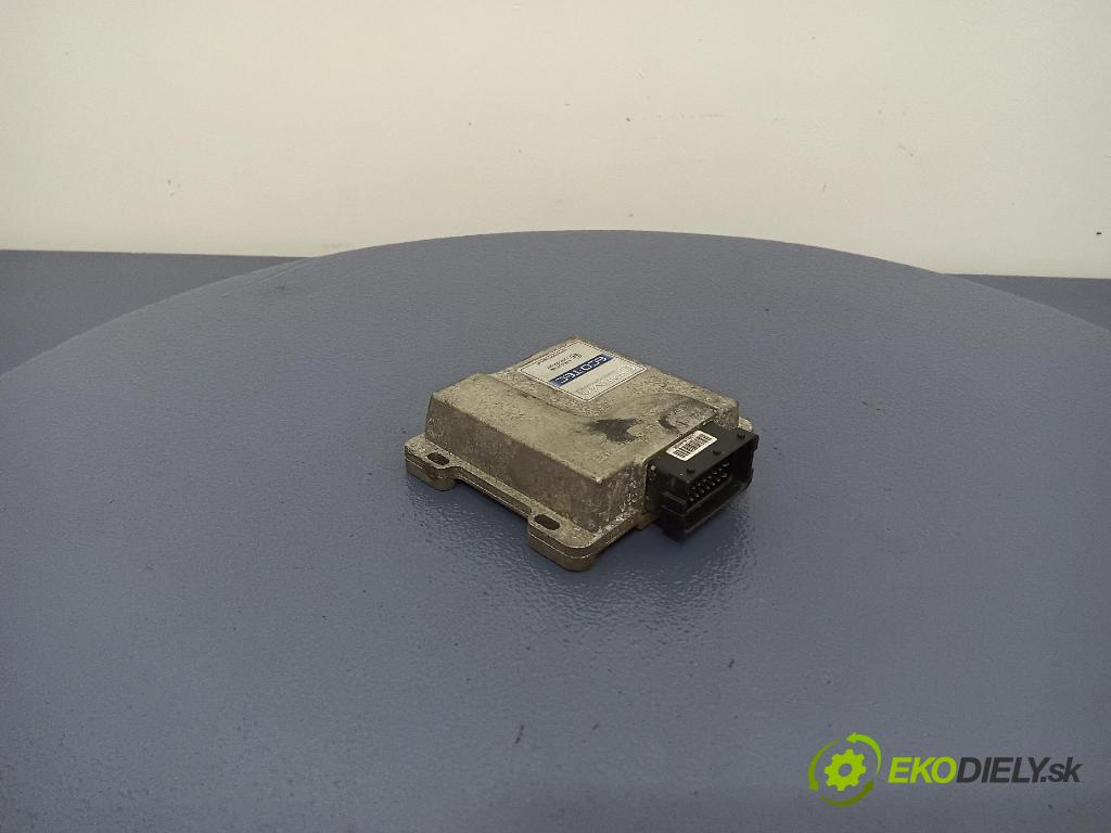 Volkswagen Passat 1997 riadiaca jednotka 67R-016560