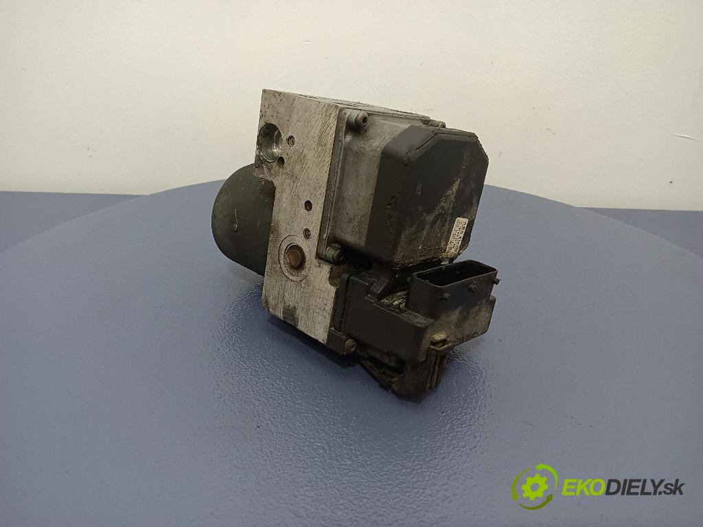 Audi A6 1999 čerpadlo ABS x 8E0614111B