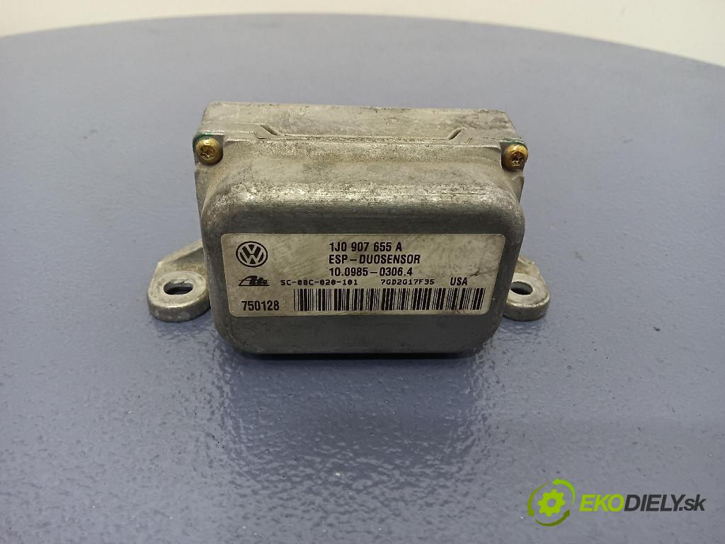 Volkswagen Golf 2002 snímač ESP. 1J1907637D