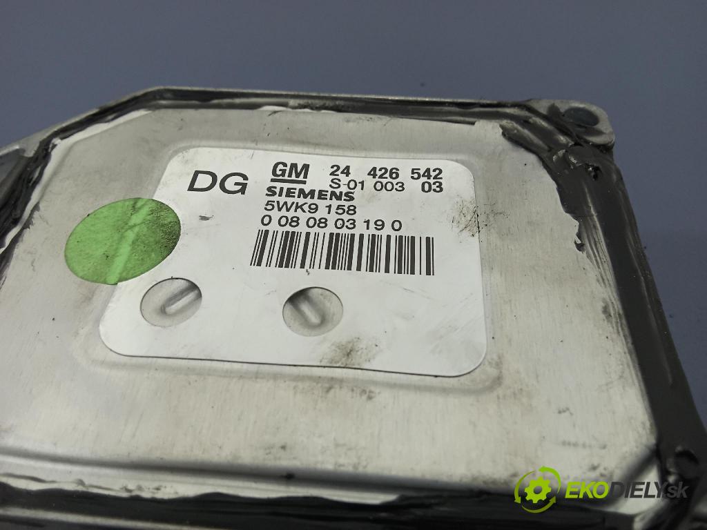 Opel Omega 2000 řídící jednotka Motor: 24426542