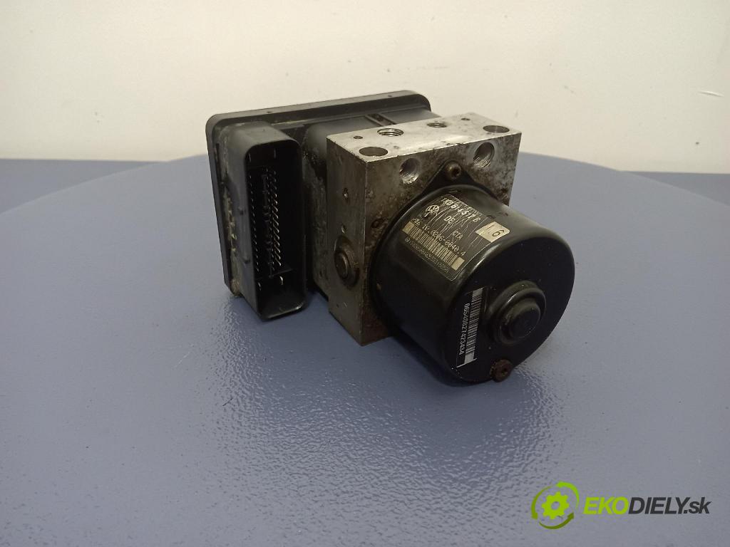 Volkswagen Touran 2004 čerpadlo ABS x 1K0907379D