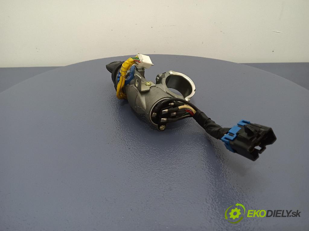 Kia Ceed 2008 Spínač zapaľovania: 01