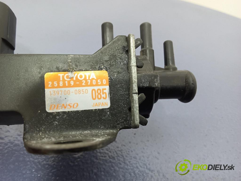 Toyota Avensis 2004 ventil Vákuum: 25819-27050