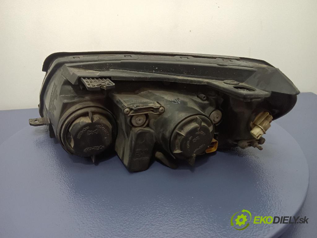 Chevrolet Captiva 2007 Reflektor: v pravo: 00015548