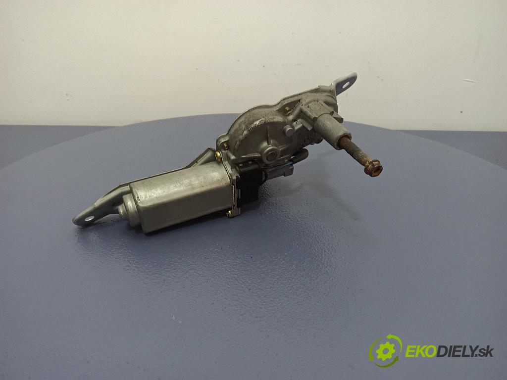 Toyota Yaris 2000 motor: Stierače: zad 159200-4053