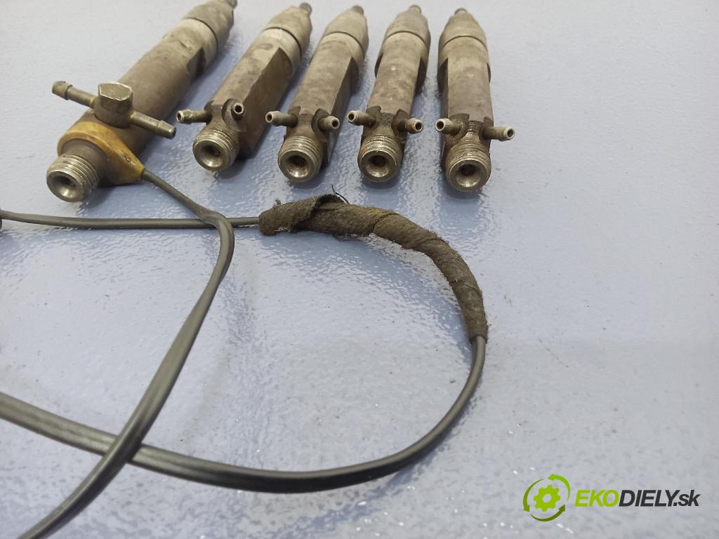 Audi A6 1995 vstrek 046130202