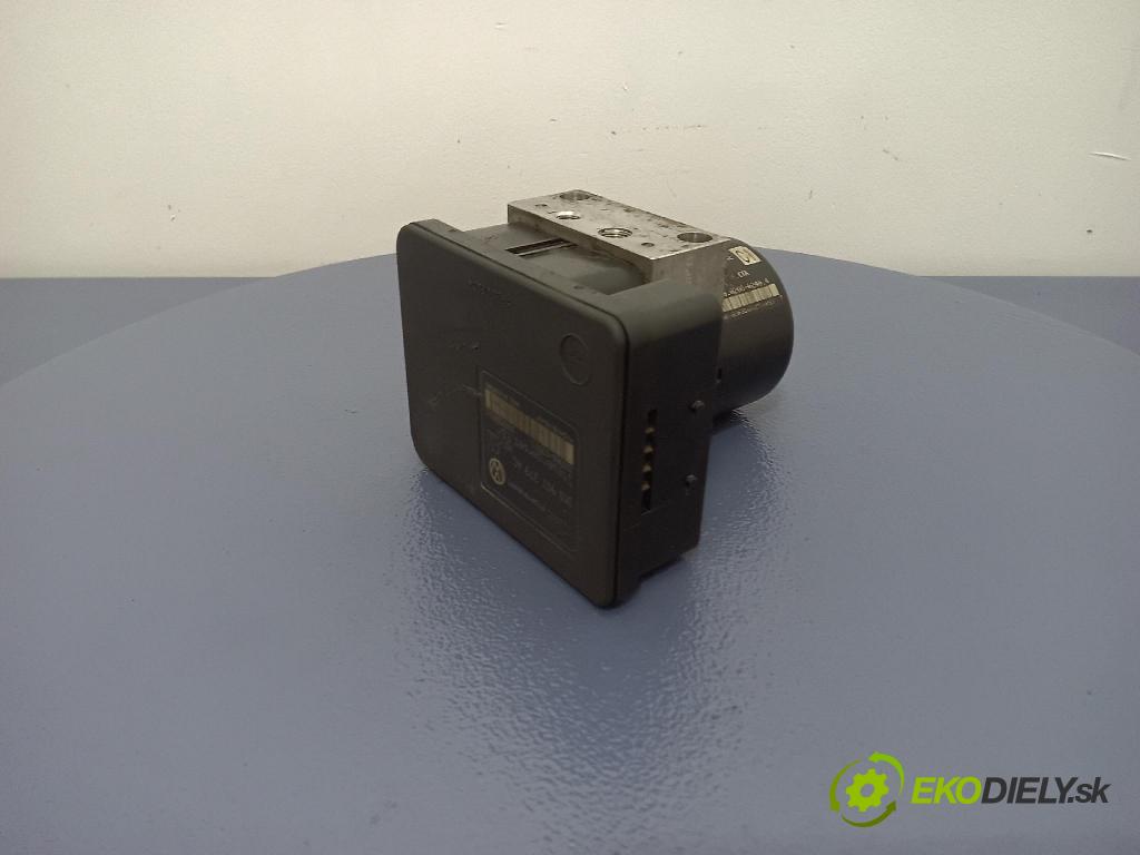 Audi A3 2004 čerpadlo ABS x 1K0907379AC