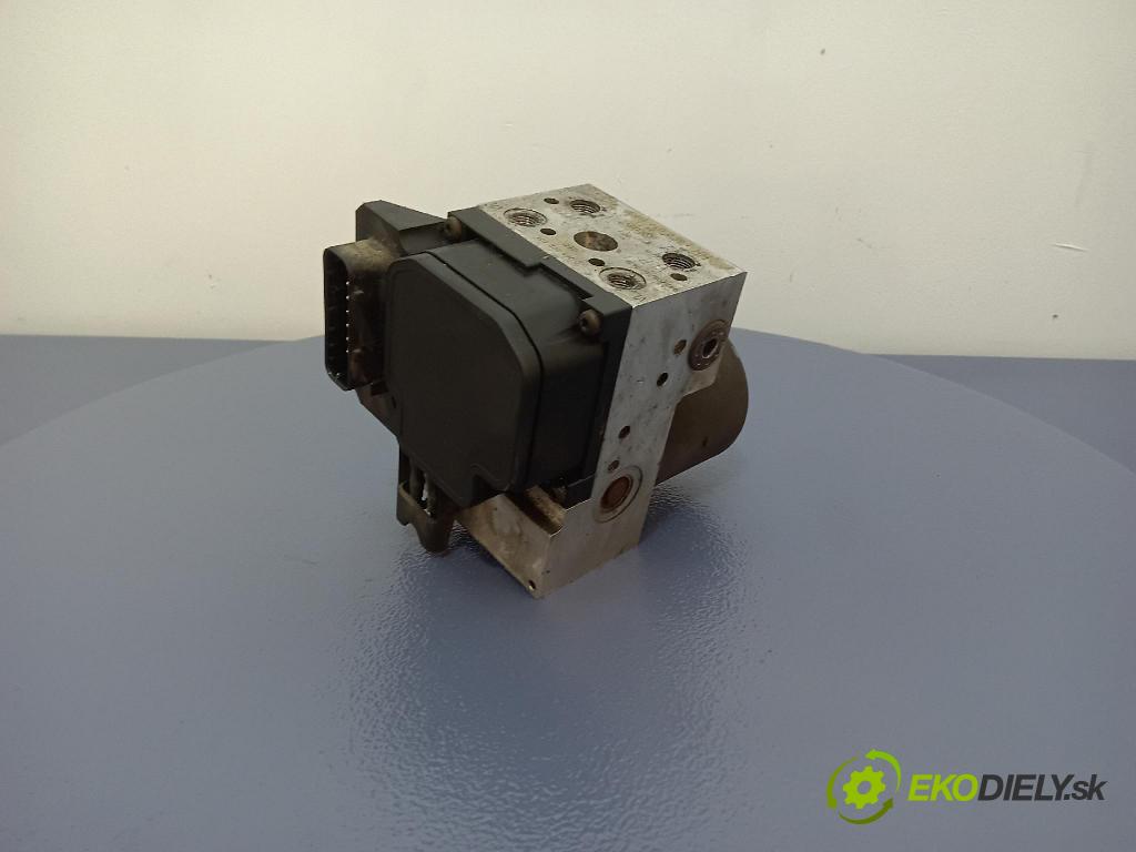 Audi A6 2000 čerpadlo ABS x 8E0614111T