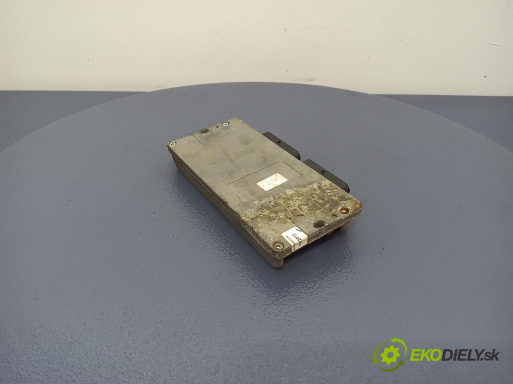Audi A4 2000 řídící jednotka 67R-014289