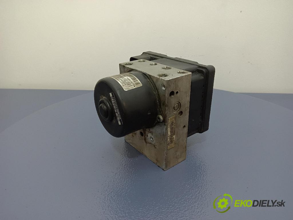 Volvo V70 2001 čerpadlo ABS x 8619968