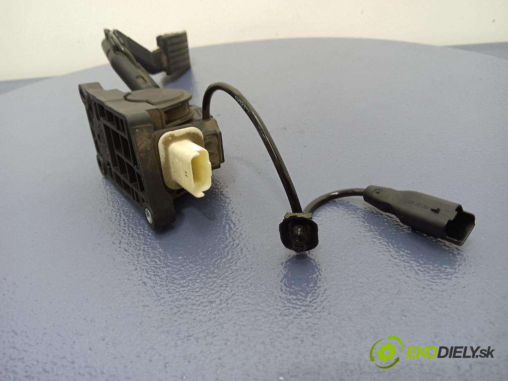 Citroen C5 2005 pedal Plyn: 9650341780