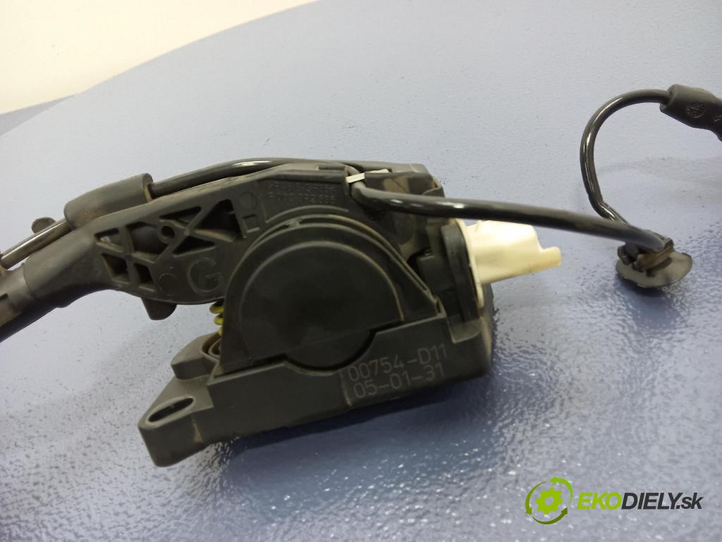 Citroen C5 2005 pedal Plyn: 9650341780