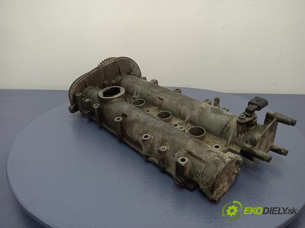 Volkswagen Bora 2001 kryt Ventily 036103475AQ