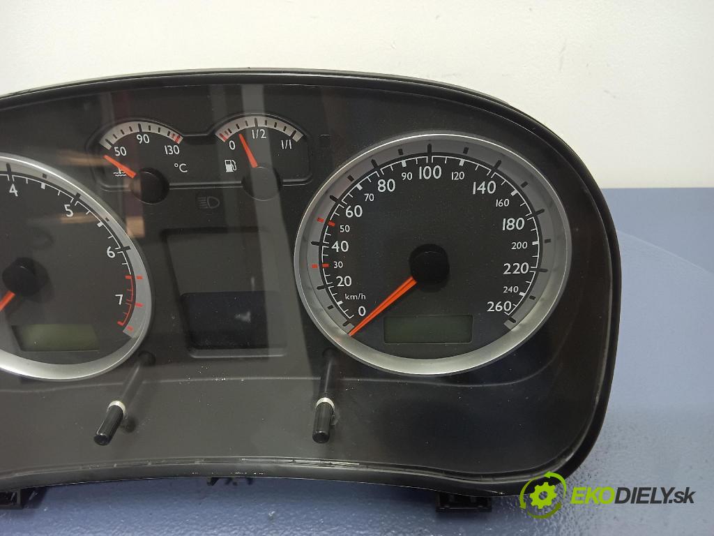 Volkswagen Bora 2001 Přístrojová deska 1J5920825A