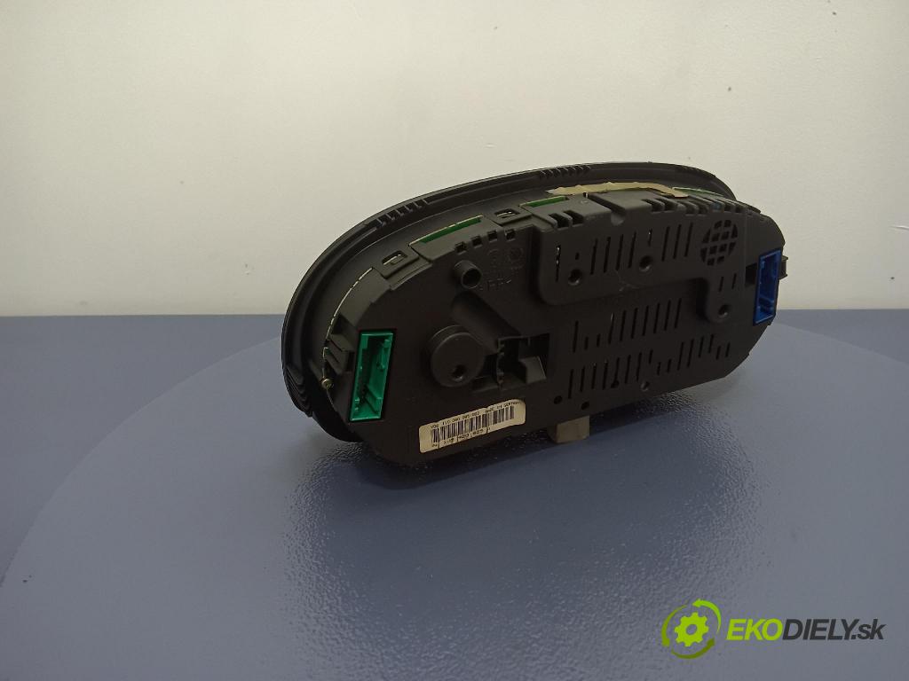 Volkswagen Bora 2001 Přístrojová deska 1J5920825A